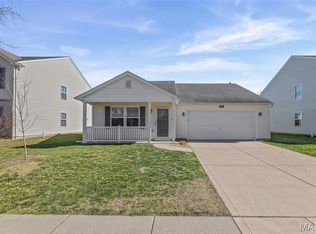415 Falling Leaf Way, Mascoutah, IL 62258