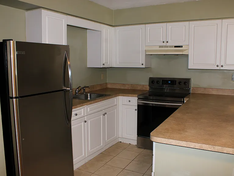 821 NW 13th St #9 — Photo 25