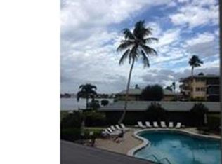 3410 Gulf Shore Blvd N APT 206, Naples, FL 34103