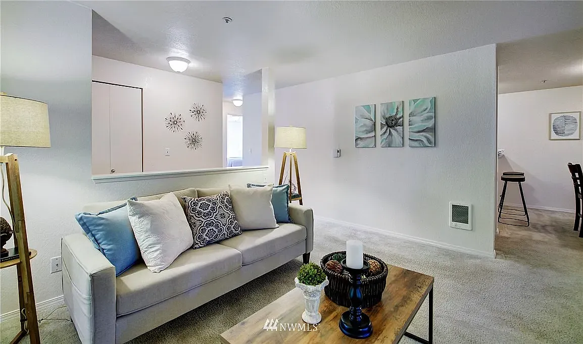 2 bed, 847 sqft, $2,000 — Photo 3