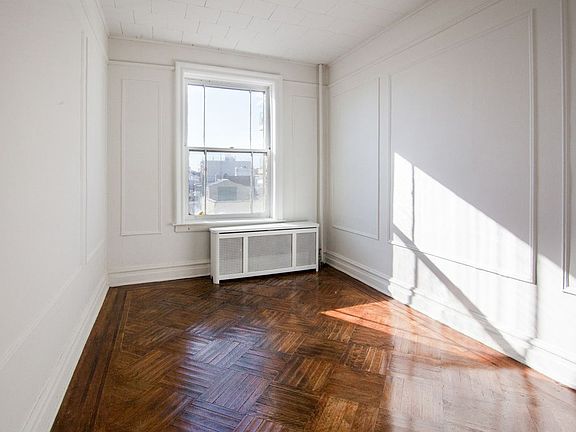 3rd image of 712 45th St APT 2C