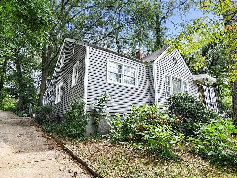 716 Stokeswood Ave SE #2B — Photo 11