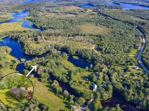 40 McGillis Island Rd, Shelburne, NS B0T 1W0