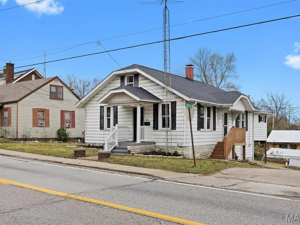 126 Opdyke St, Chester, IL 62233