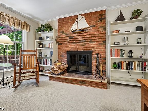 5th image of 12 Eagle Nest Ln