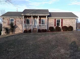 3904 N Breckenridge Ct, Springfield, TN 37172