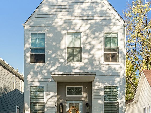 2nd image of 1033 Villa Ave