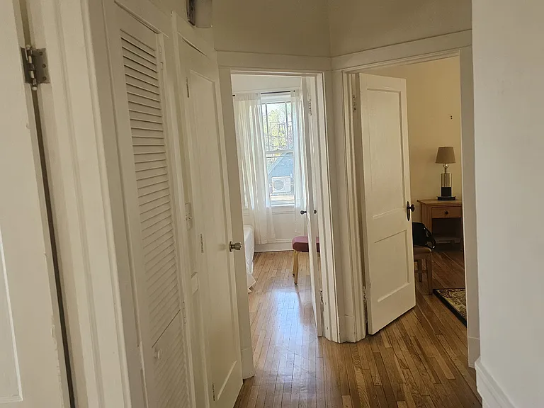 5237 S University Ave — Photo 7