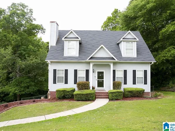 144 Twin Lakes Rd, Trussville, AL 35173