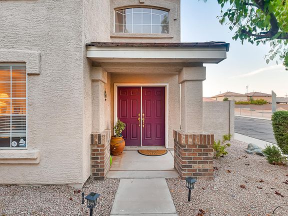4th image of 2918 E Windsong Dr