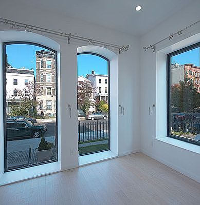 2nd image of 78 Herkimer St APT 201