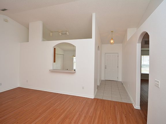 3rd image of 9 Kannapolis Pl