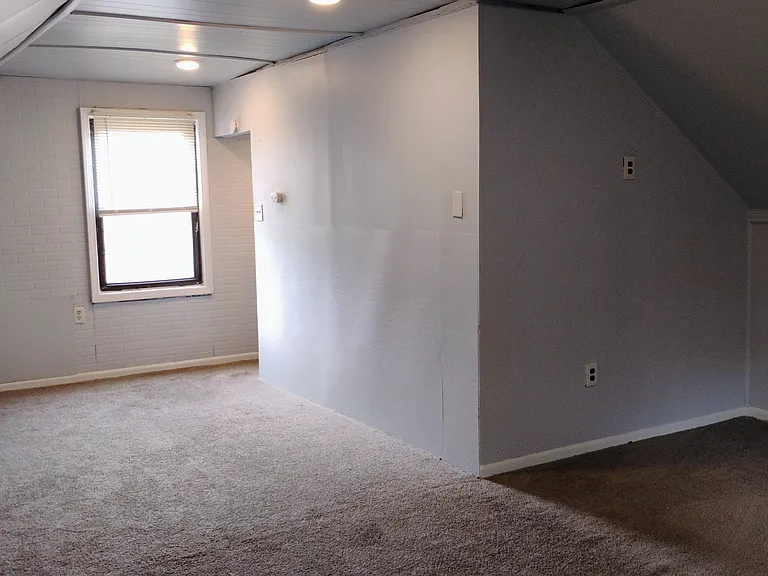 10603A Lakepointe St — Photo 15