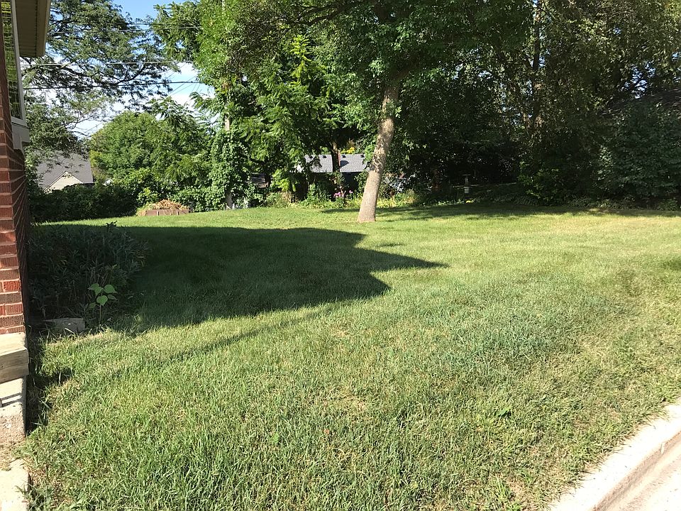 1st image of 8622 W Hayes Pl