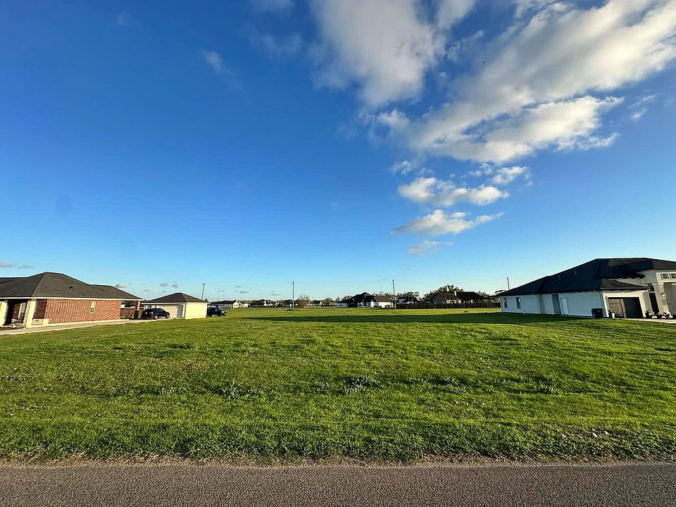 1st image of 303 Mayad Blvd