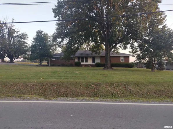 601 W Randolph St, Mc Leansboro, IL 62859