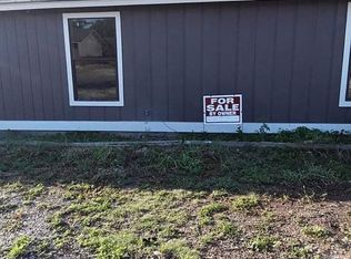 121 Patricia St, Junction, TX 76849