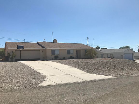 3rd image of 2230 Interlake Dr