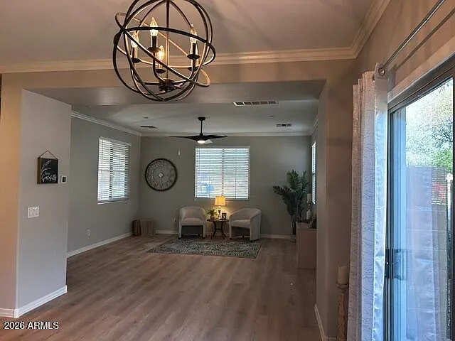 1731 E Elgin St — Photo 11