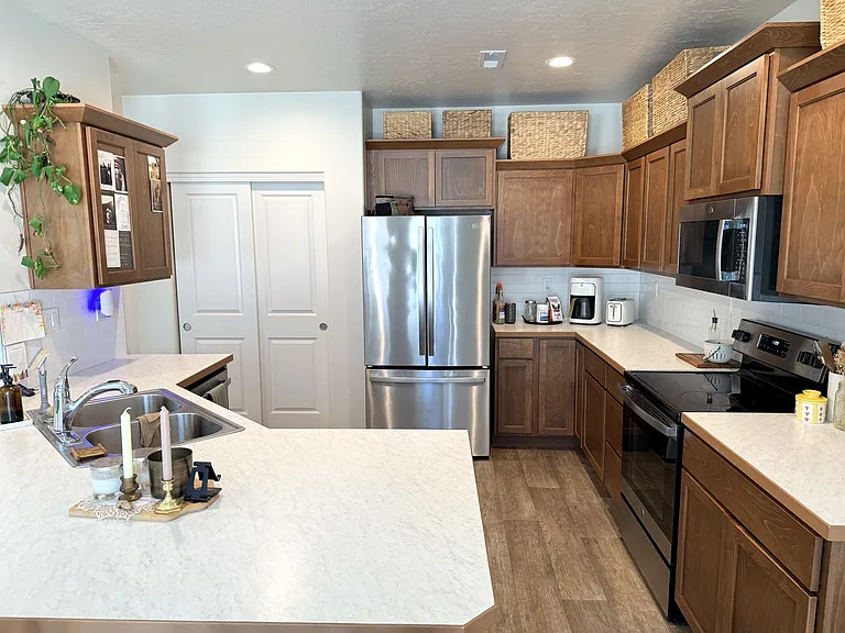 4311 Durban Ct — Photo 2