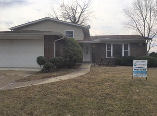 5111 Imperial Dr, Richton Park, IL 60471