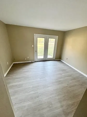 7042 Bray Rd — Photo 6