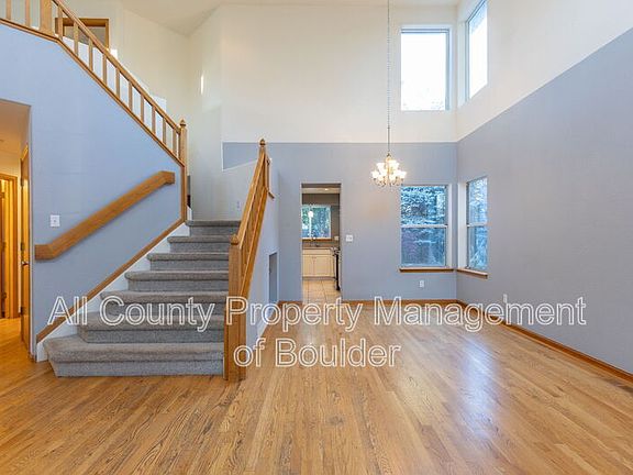 3rd image of 190 Mercator Ave