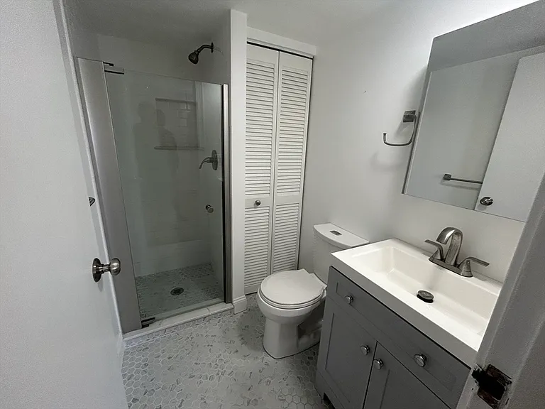 1580 State St #7D — Photo 8