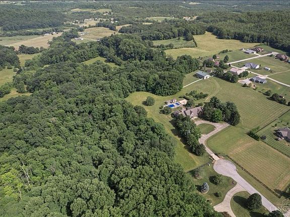 2nd image of 185 Windfield Ln