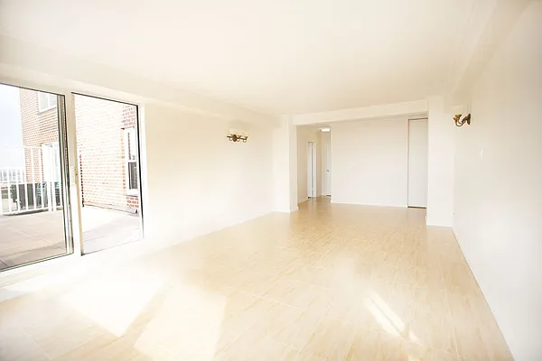 Rented by Winzone Realty Inc | media 4