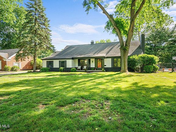 4th image of 3634 Corey Rd