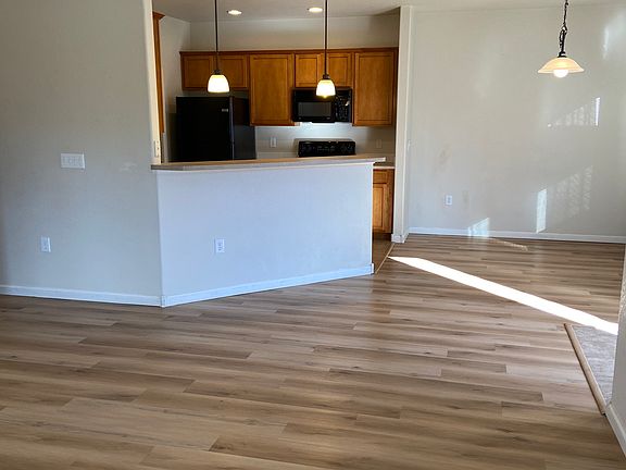 5th image of 2402 Owens Ave Unit 104
