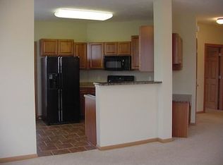 15705 Larimore Plz APT 9, Omaha, NE 68116