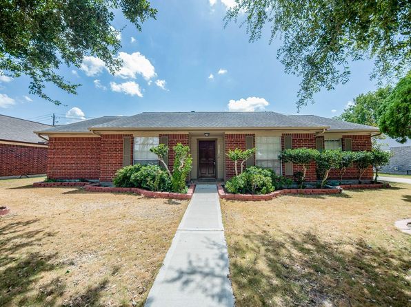 13211 Rosstown Dr
