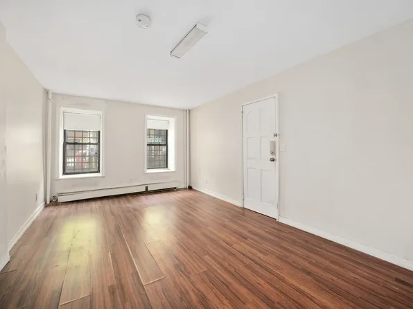 179 East 94th Street image 6 of 17