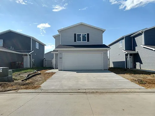 6985 Majestic Loop Photo 1