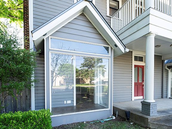 2nd image of 513 Earl Garrett St