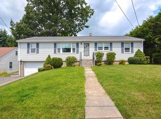 121 Francis St, Worcester, MA 01606