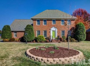 404 Cobblestone Ct, Burlington, NC 27215