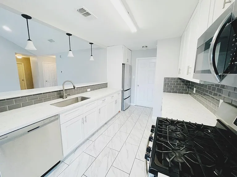 2434 Anthony Hay Ln — Photo 8