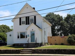 26 Clark St, Westerly, RI 02891