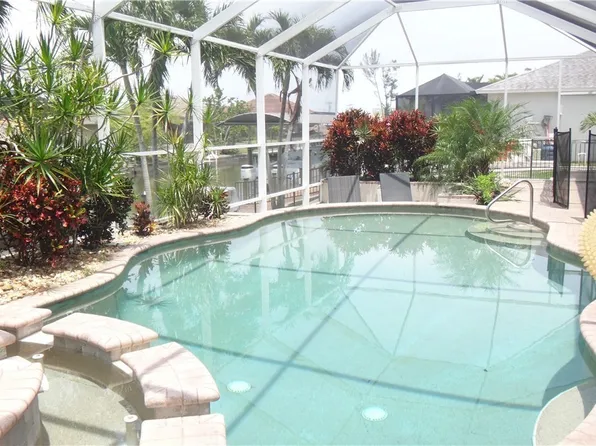 1519 SW 40th Ter, Cape Coral, FL 33914
