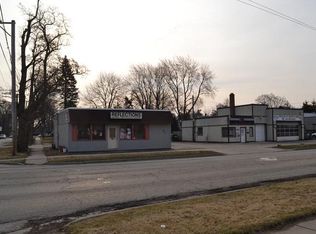 871 N Liberty St, Elgin, IL 60120