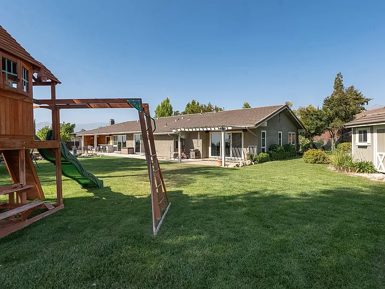 420 Wilbar Cir — Photo 41