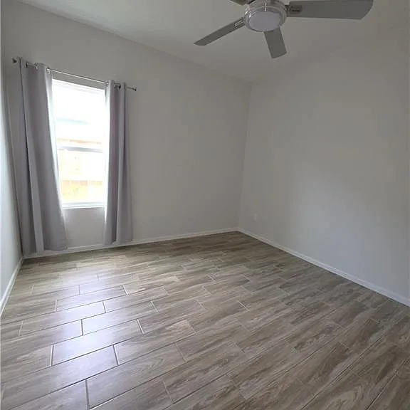913 N Clarence Ave #2 — Photo 9