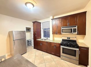 82-71 165th St #4, Jamaica, NY 11432