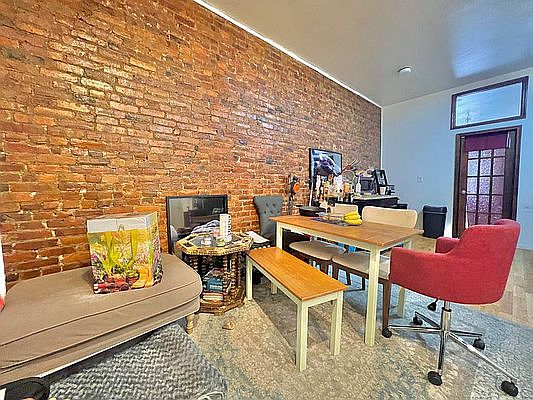 3rd image of 325 Nostrand Ave #4