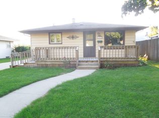 2040 W Lawn Ave, Racine, WI 53405