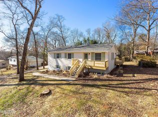 713 Aeronca Rd, Knoxville, TN 37919