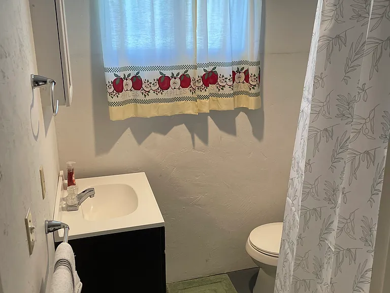 324 S 1 W — Photo 7